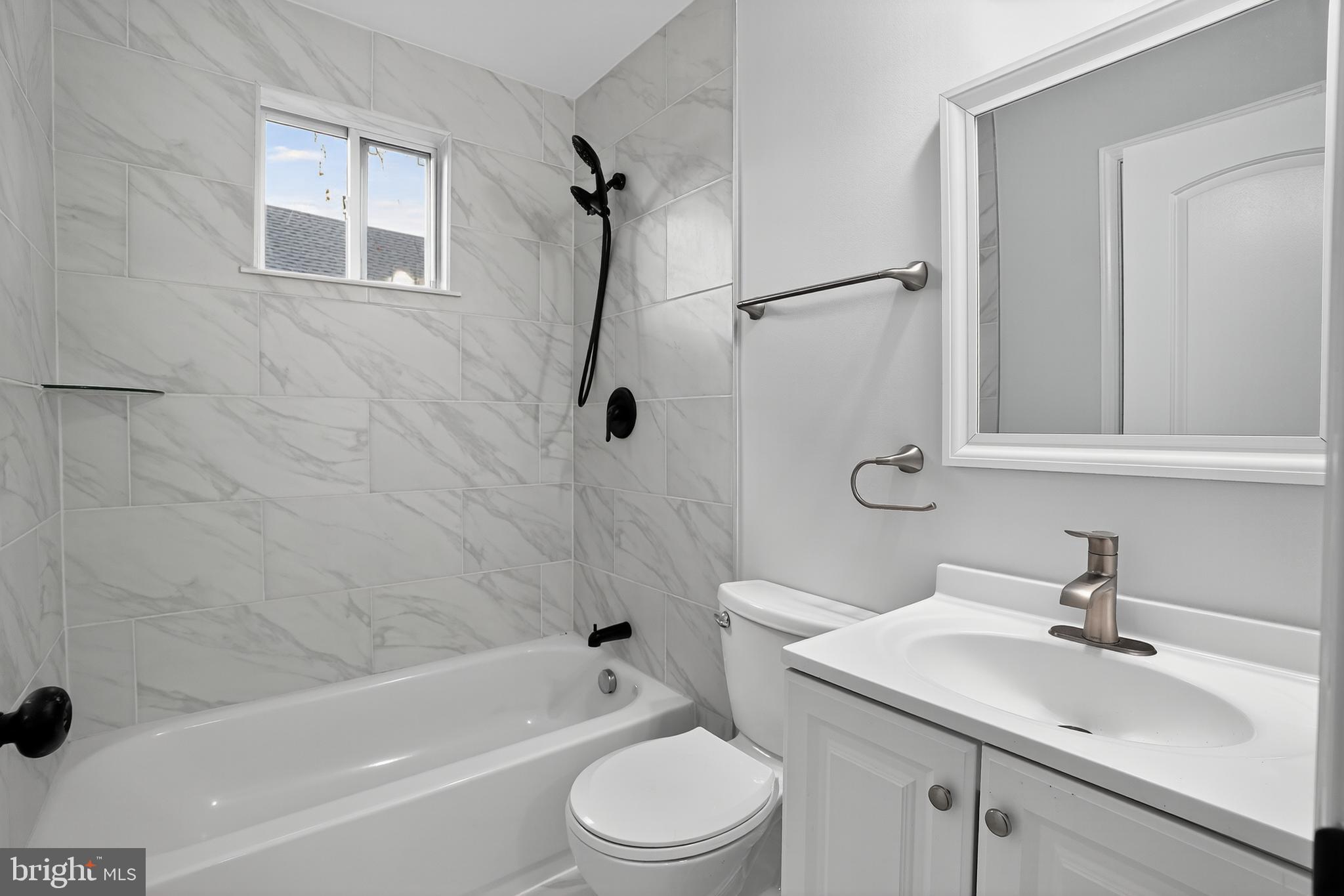 CASTLE HILLS - Residential