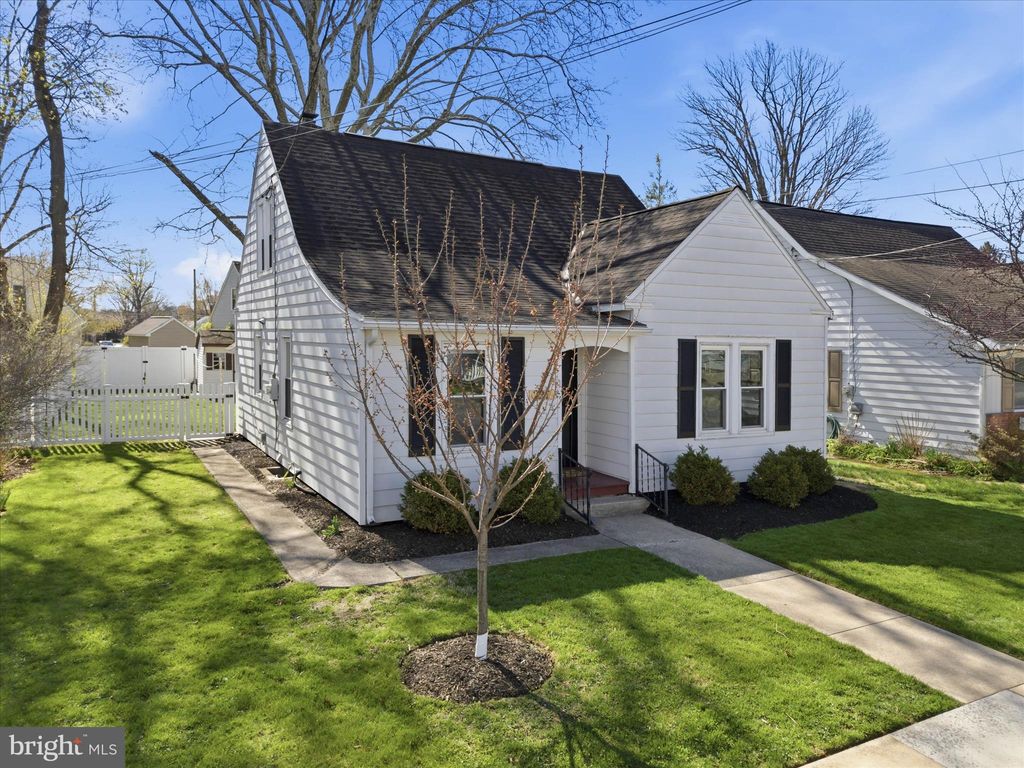 Photo of 327 Dover Street, MANHEIM, PA 17545 (MLS # PALA2085640)