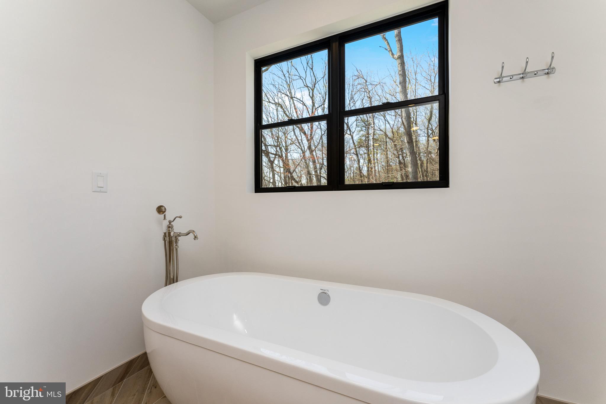BULL RUN MOUNTAIN ESTATE - Residential