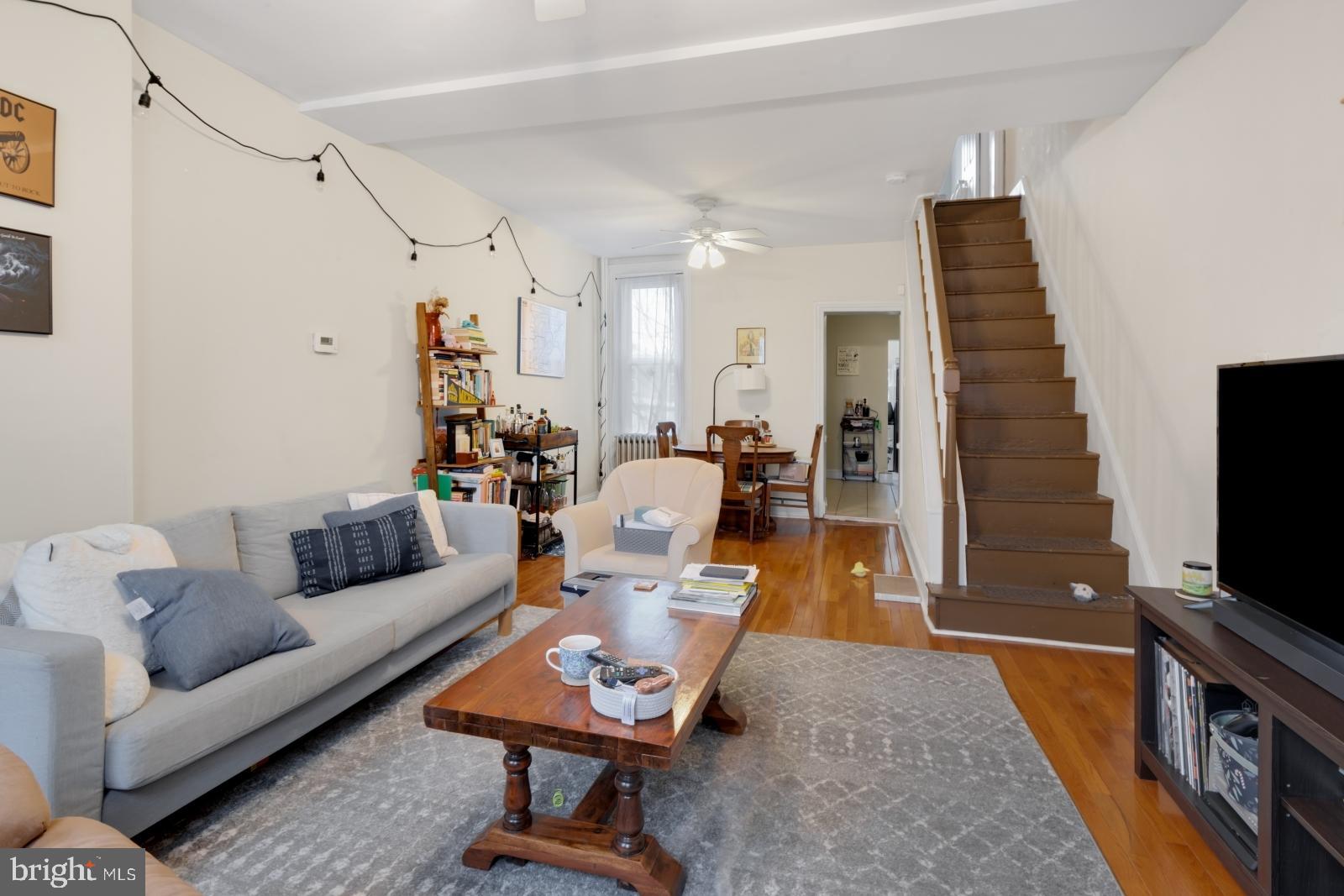 105 W SALAIGNAC STREET