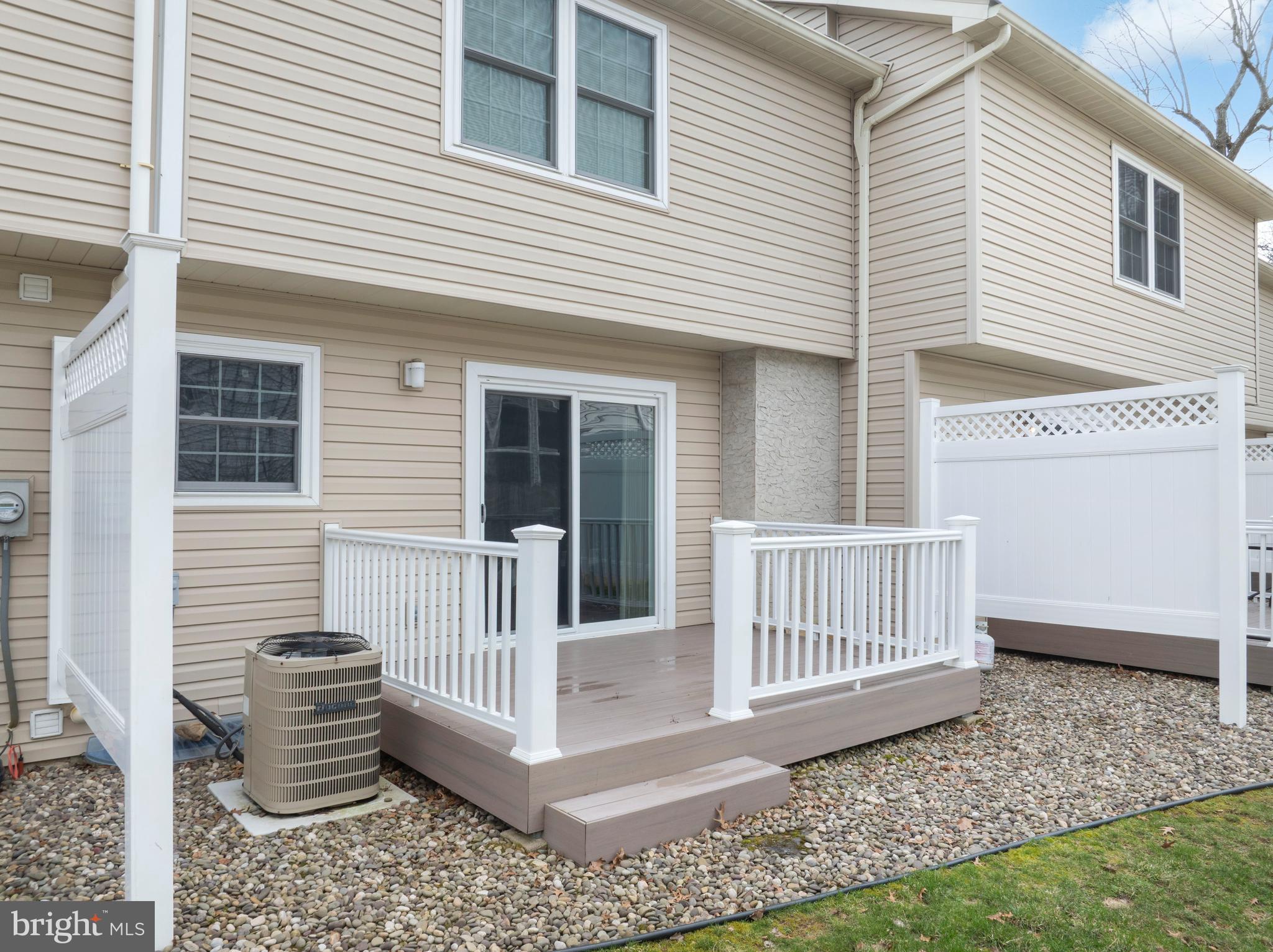 MAPLEWOOD TOWNHOUSES - Residential