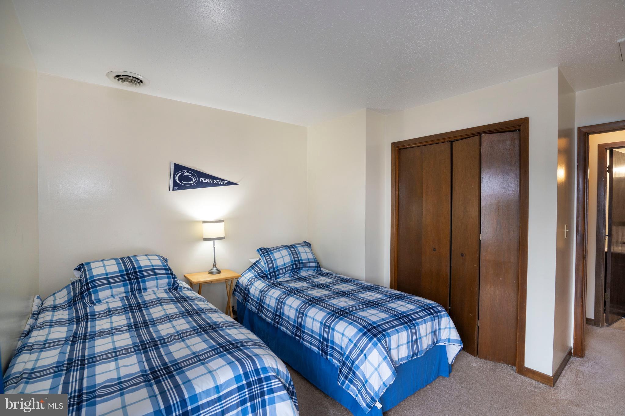 MAPLEWOOD TOWNHOUSES - Residential