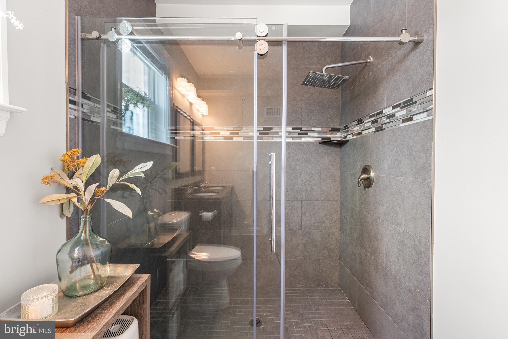 EAST PASSYUNK CROSSING - Residential