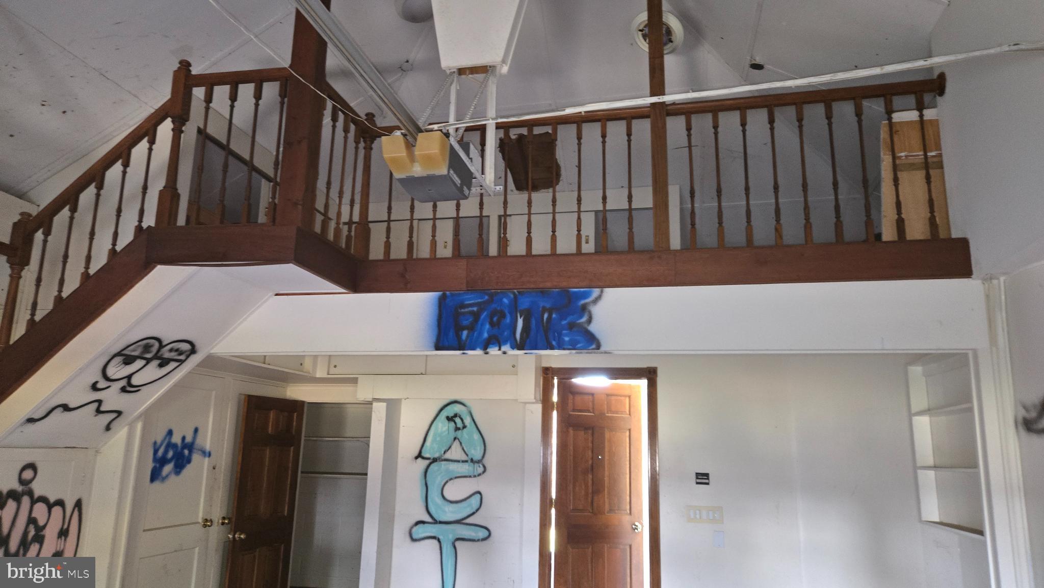 HAMPTON - Residential