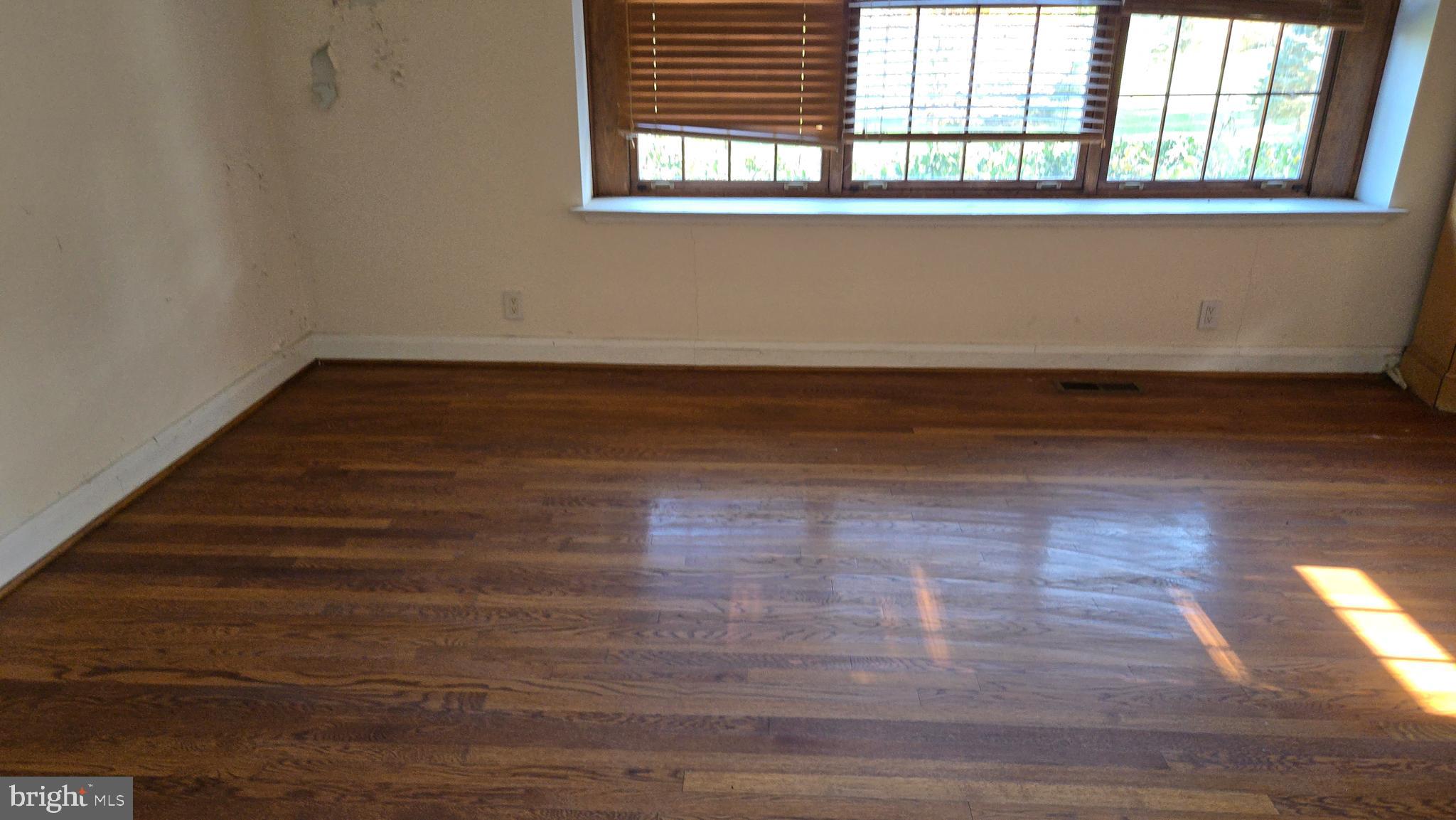 HAMPTON - Residential