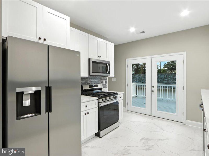 OAKCREST - Residential