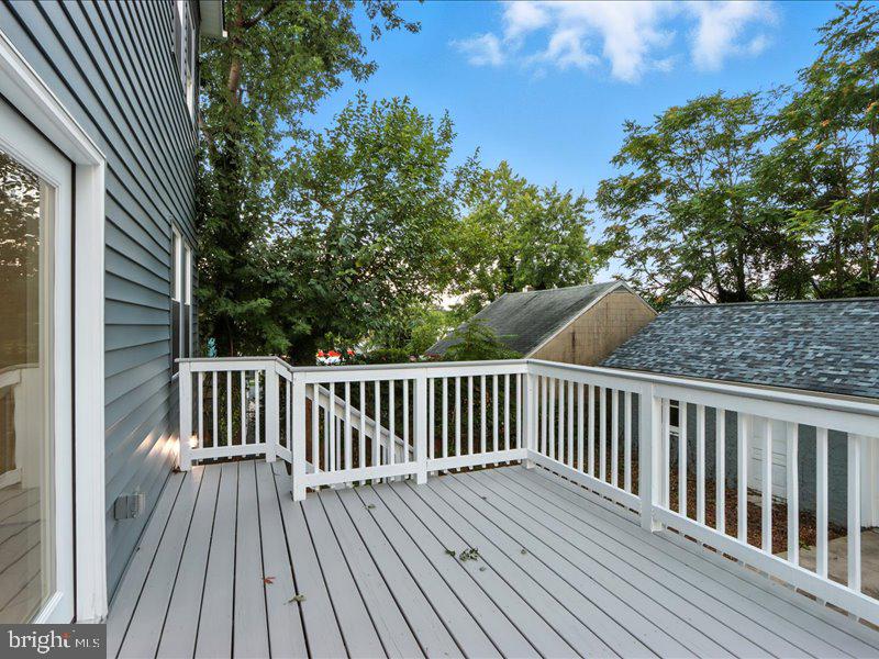 OAKCREST - Residential