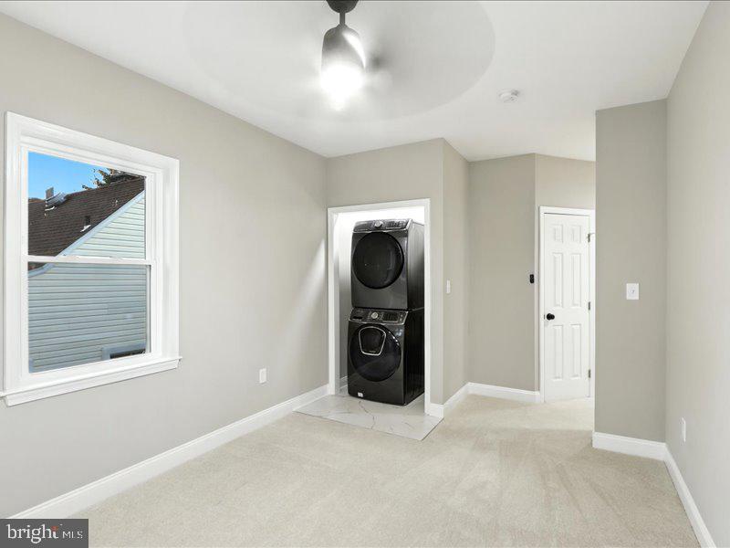 OAKCREST - Residential