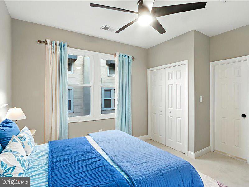 OAKCREST - Residential