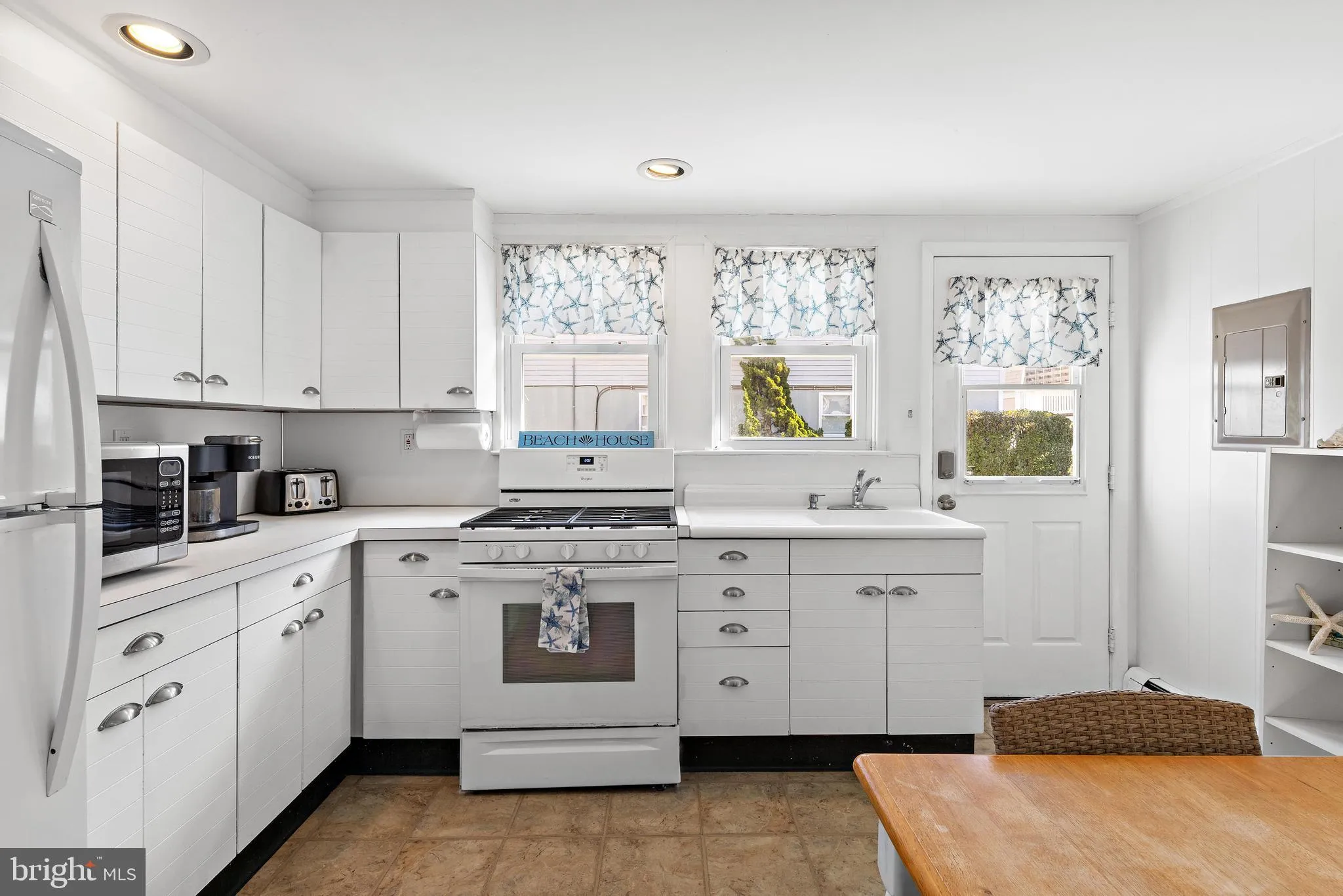 Long Beach Township, New Jersey 08008, United States, 4 Bedrooms Bedrooms, ,2 BathroomsBathrooms,Residential,Active,255311