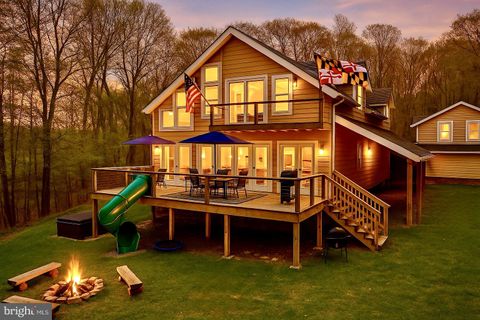 Photo of 267 San Francisco Street, OAKLAND, MD 21550 (MLS # MDGA2011040)