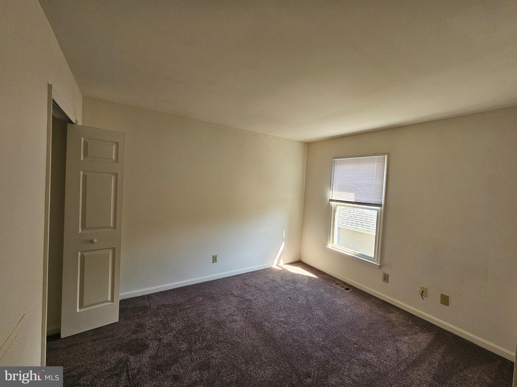 COLLEGE HALL GROVE - Residential Lease