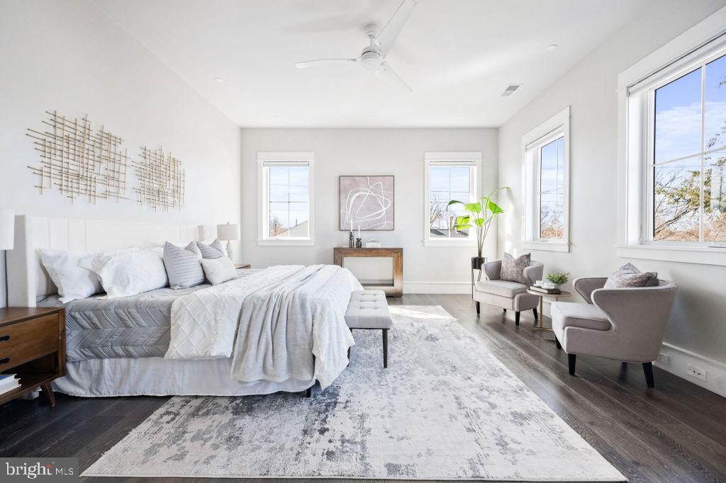 BERKSHIRE OAKWOOD - Residential