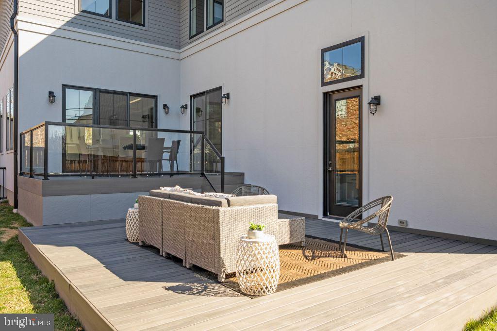 BERKSHIRE OAKWOOD - Residential