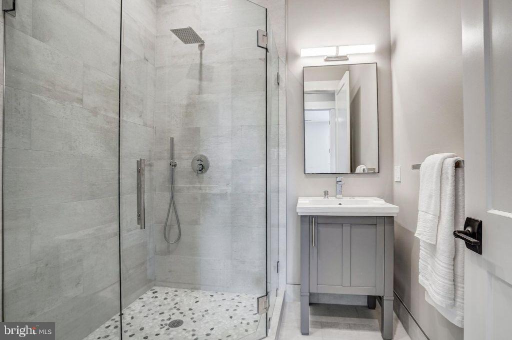 BERKSHIRE OAKWOOD - Residential