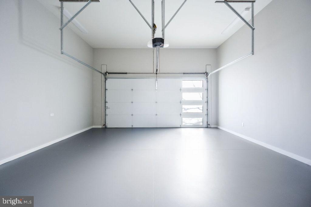 BERKSHIRE OAKWOOD - Residential