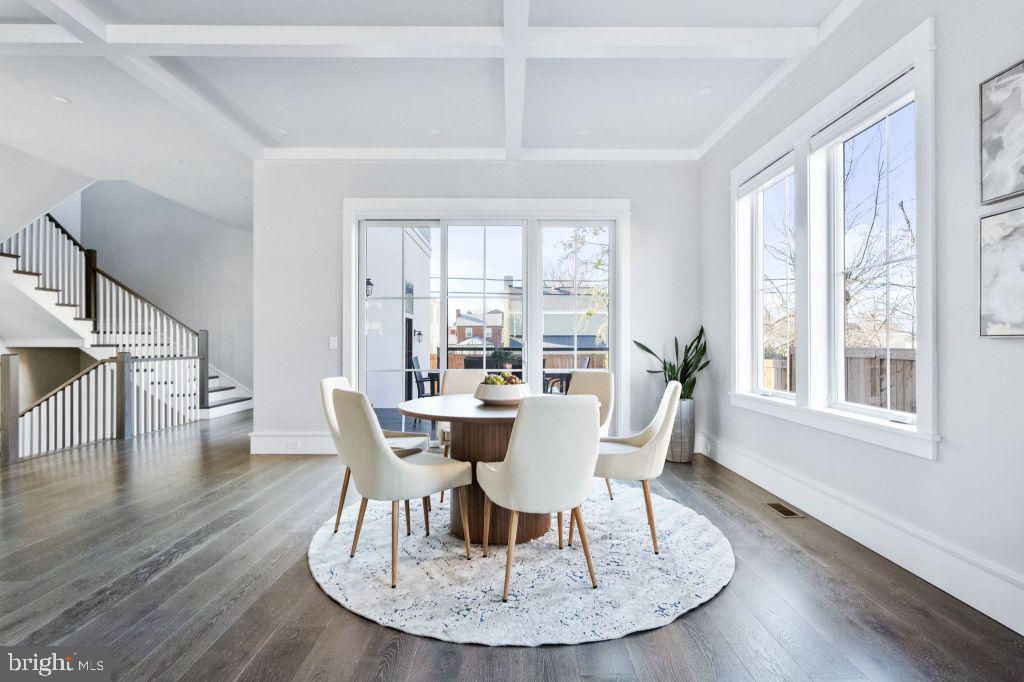 BERKSHIRE OAKWOOD - Residential