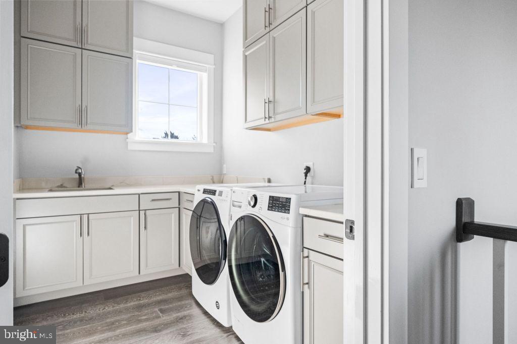 BERKSHIRE OAKWOOD - Residential