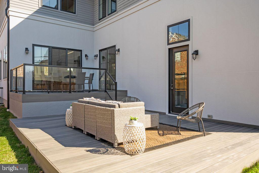 BERKSHIRE OAKWOOD - Residential