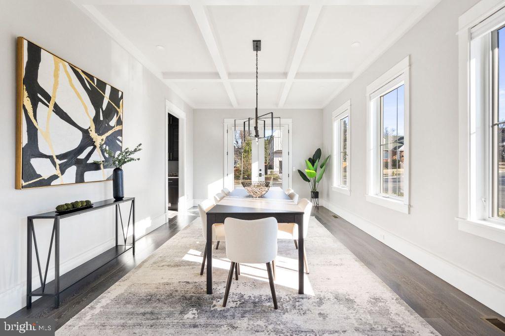 BERKSHIRE OAKWOOD - Residential