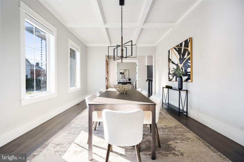 BERKSHIRE OAKWOOD - Residential