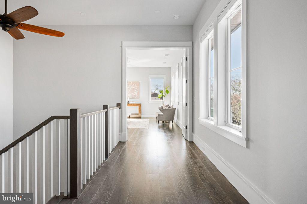 BERKSHIRE OAKWOOD - Residential