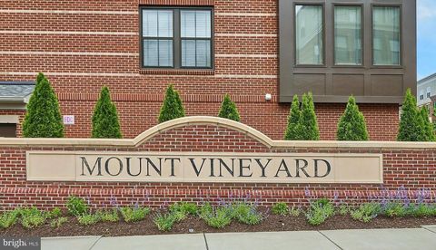 3982 NORTON FAIRFAX VA 22030