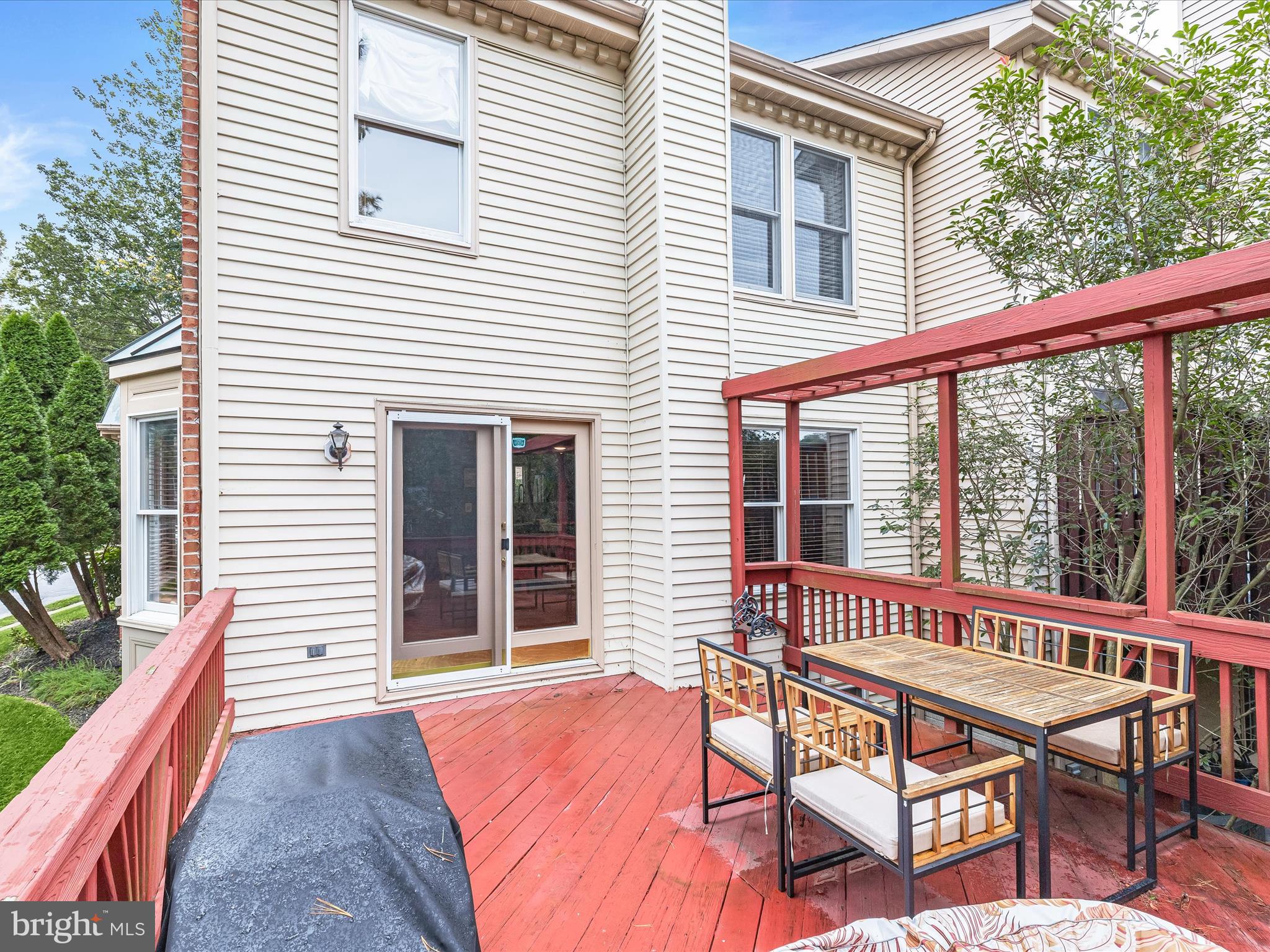 GREENSPRING EAST - Residential