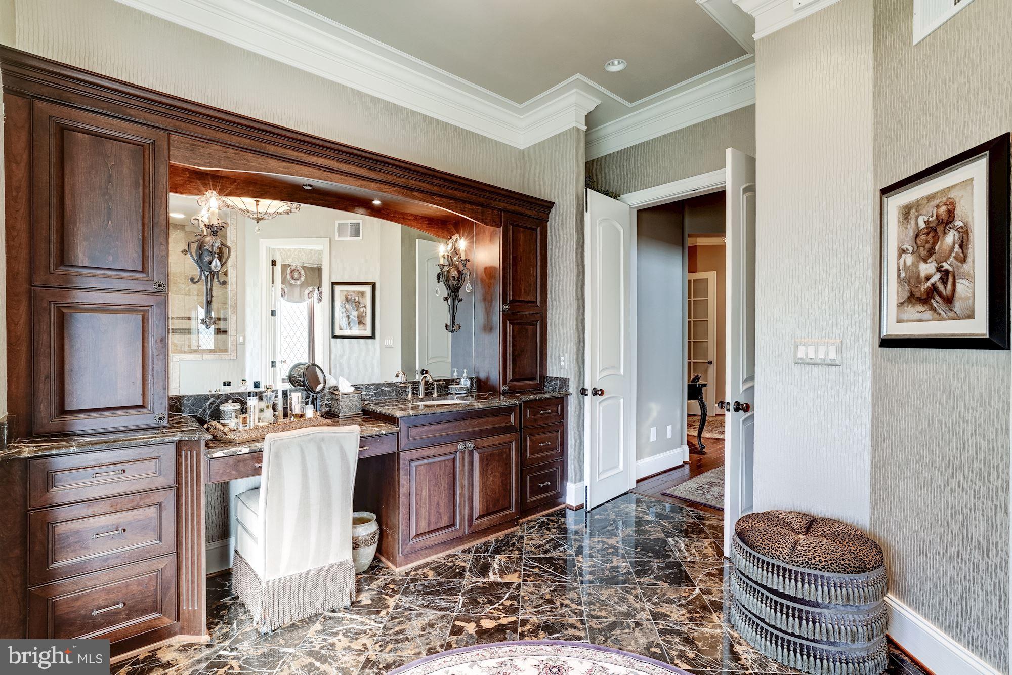 WOODHAVEN - Residential