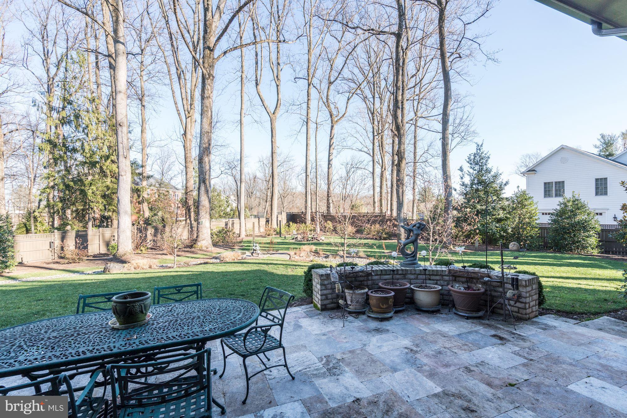 WOODHAVEN - Residential