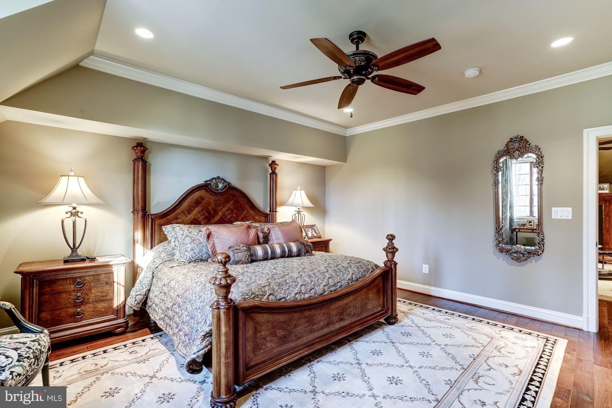 WOODHAVEN - Residential