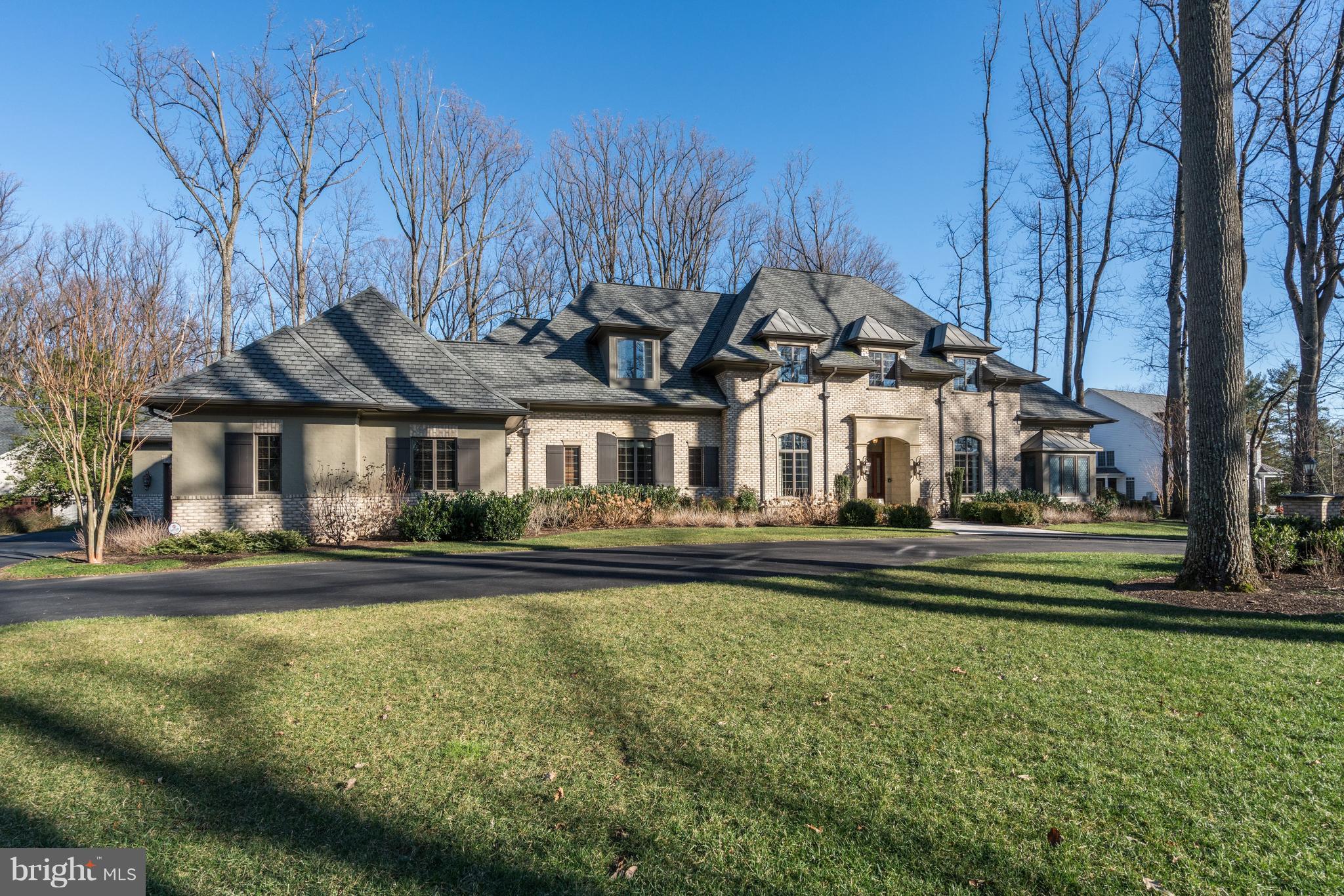 WOODHAVEN - Residential