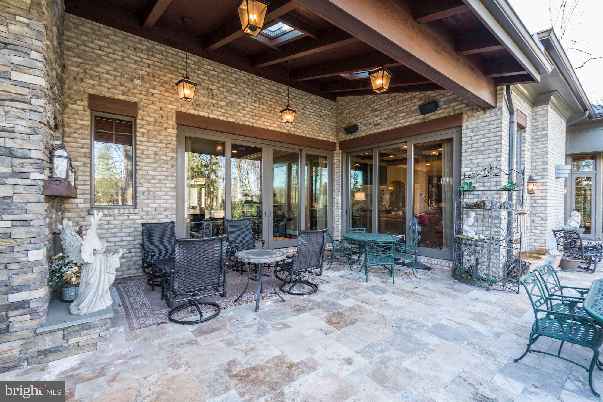 WOODHAVEN - Residential