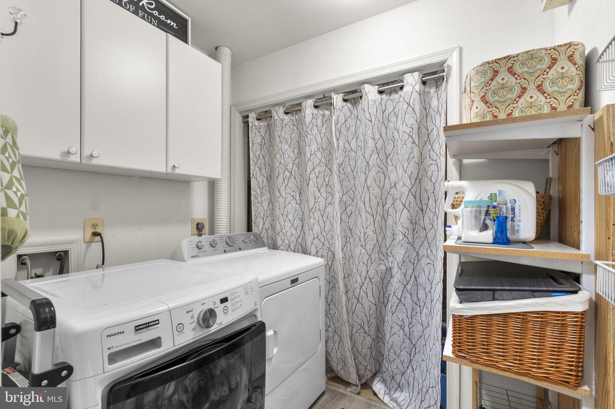 LOWES ISLAND/CASCADES - Residential