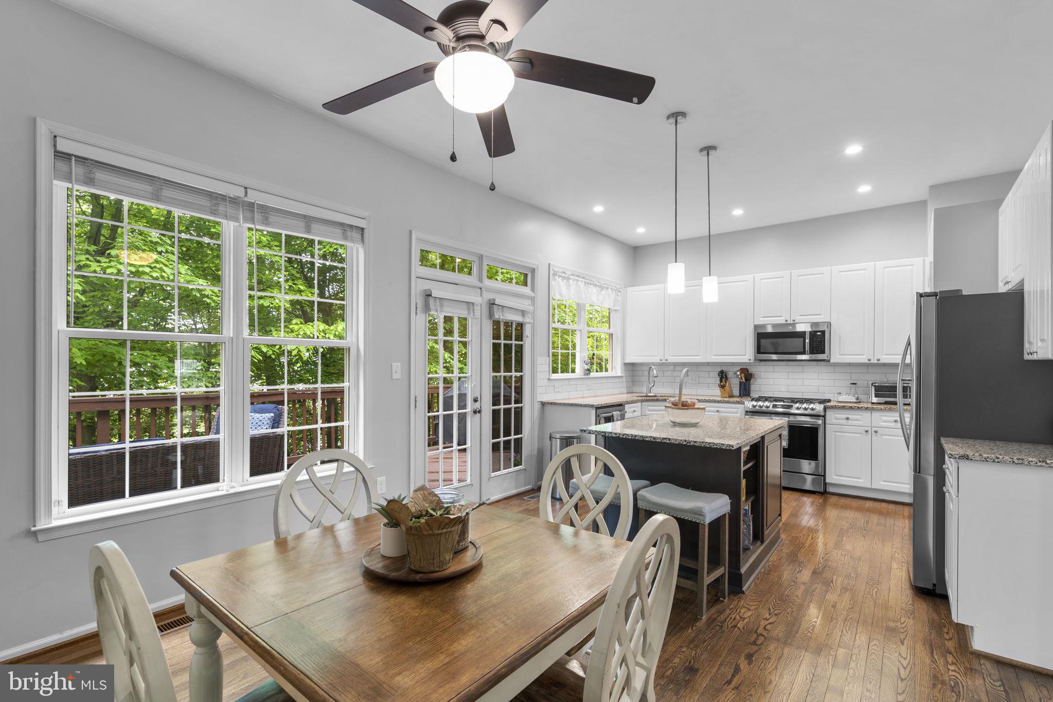 LOWES ISLAND/CASCADES - Residential