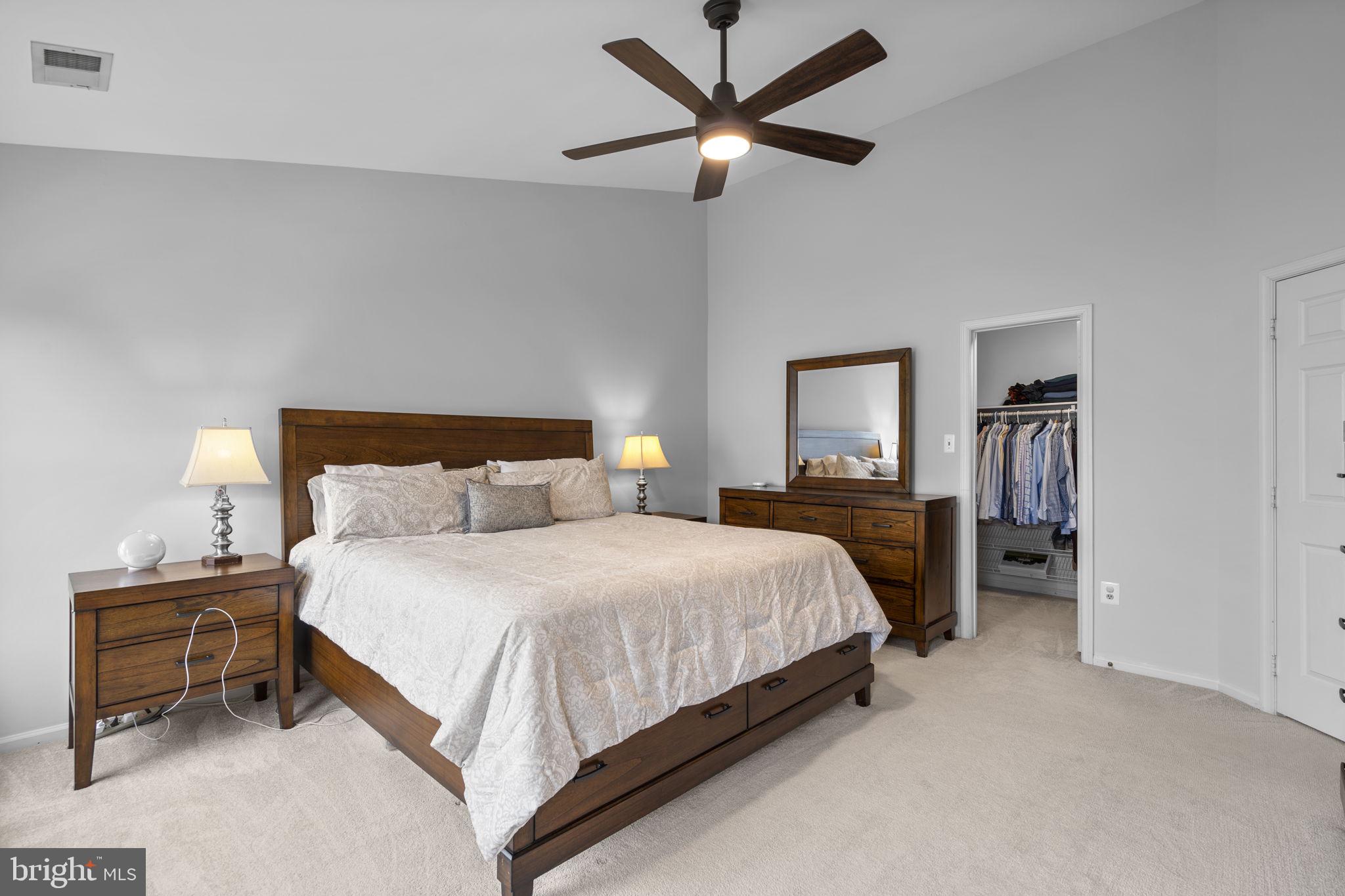 LOWES ISLAND/CASCADES - Residential