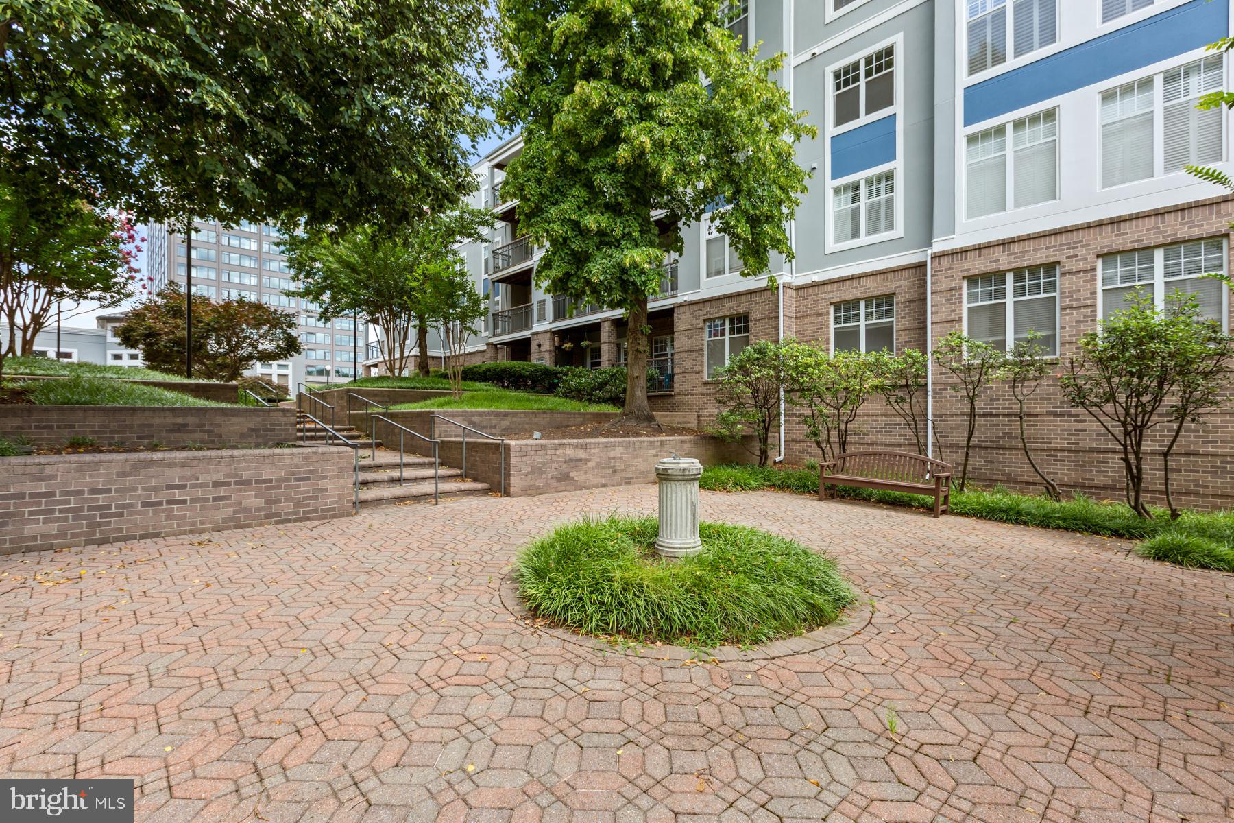 SAVOY PARK CONDOMINIUMS - Residential