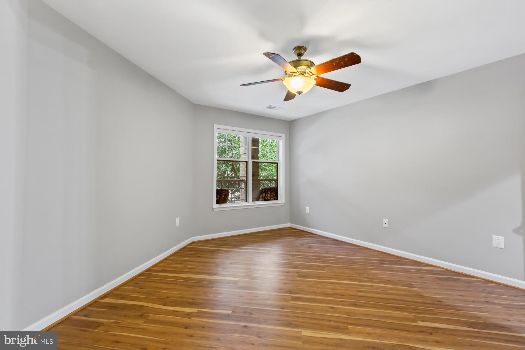 SAVOY PARK CONDOMINIUMS - Residential