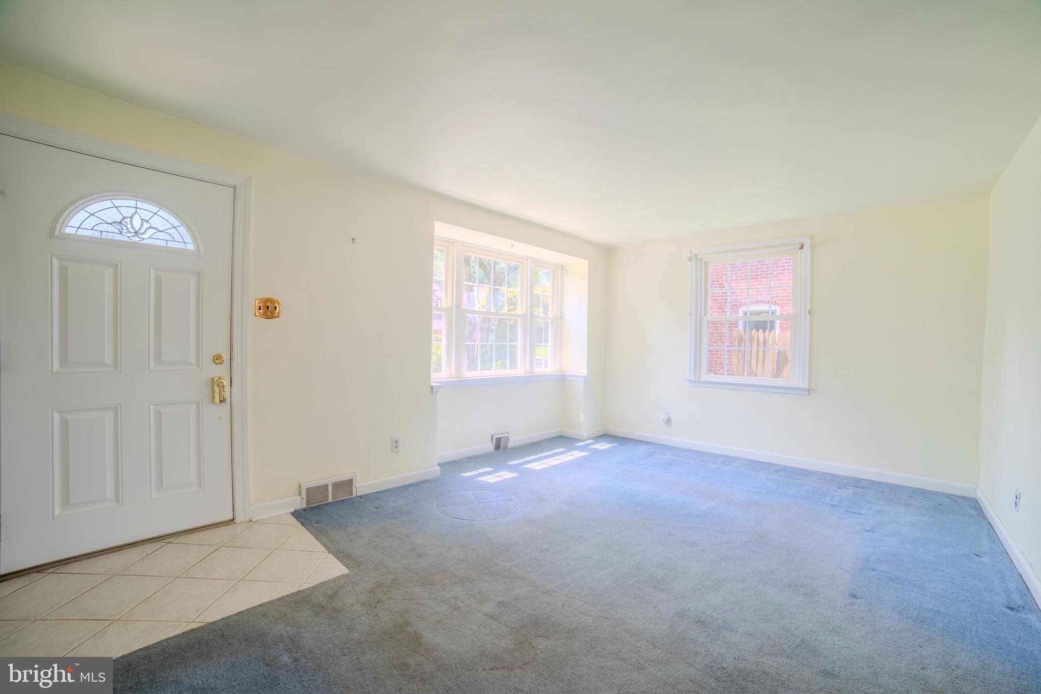 1613 LYNNEWOOD DRIVE