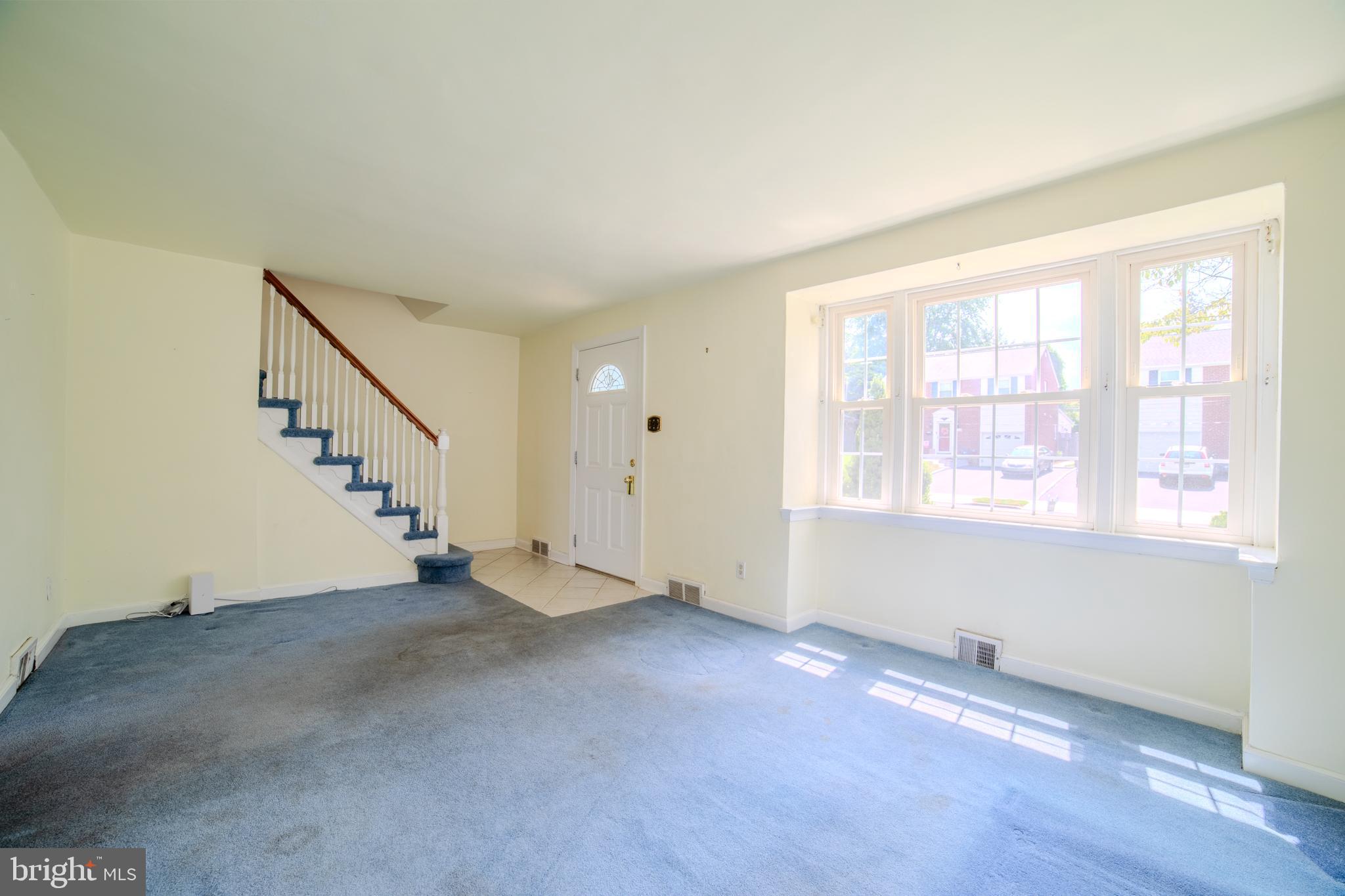 1613 LYNNEWOOD DRIVE