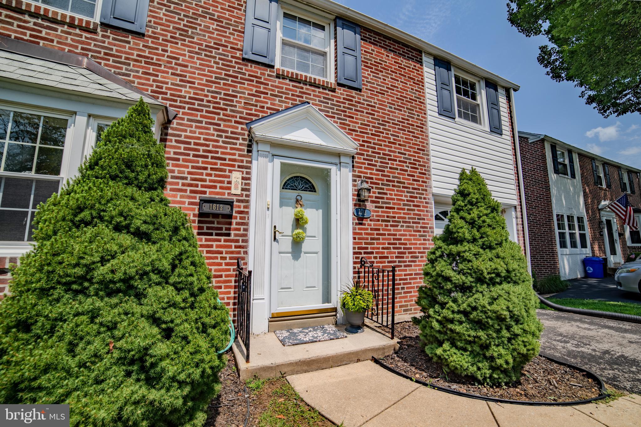 1613 LYNNEWOOD DRIVE