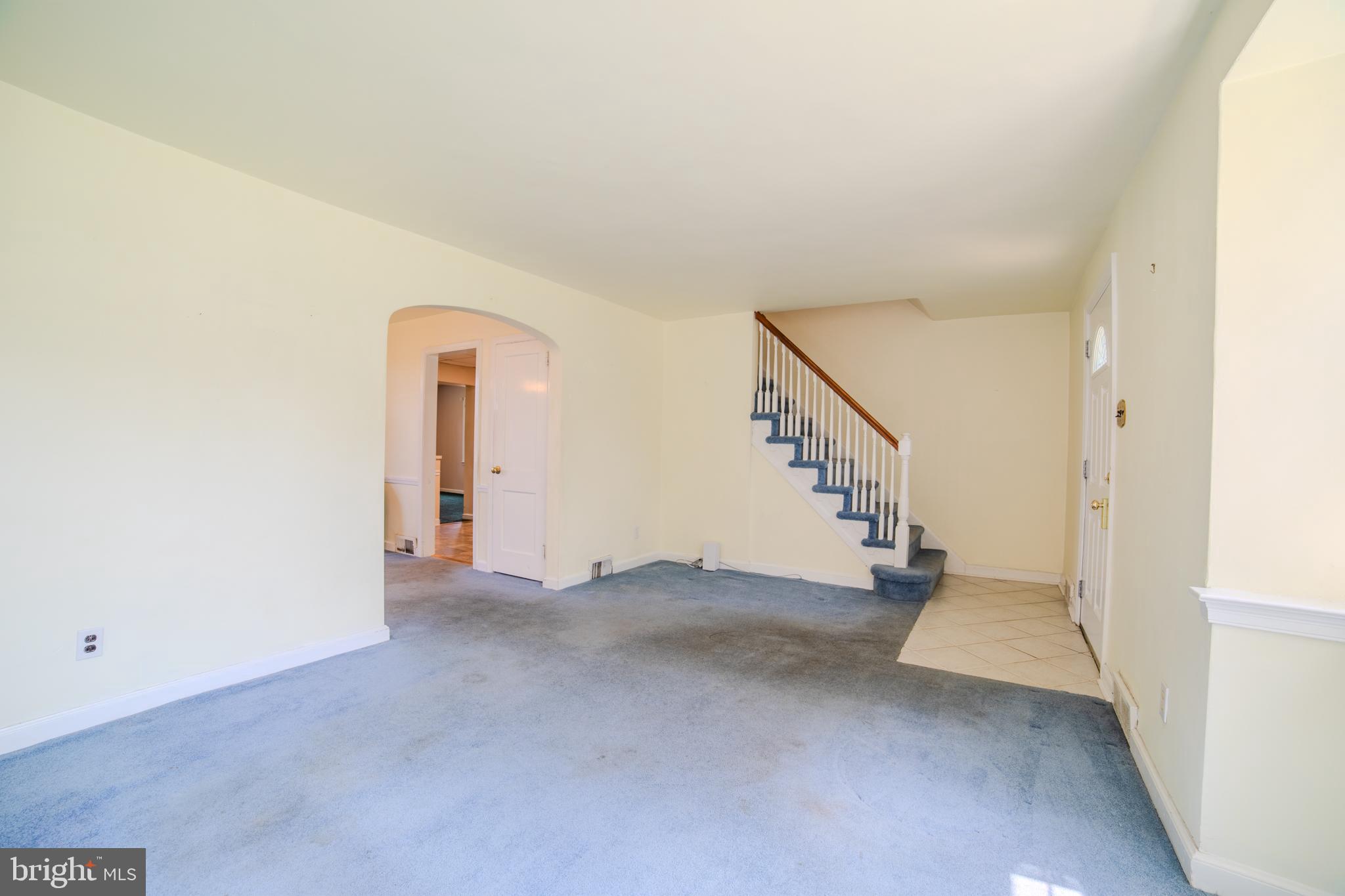 1613 LYNNEWOOD DRIVE