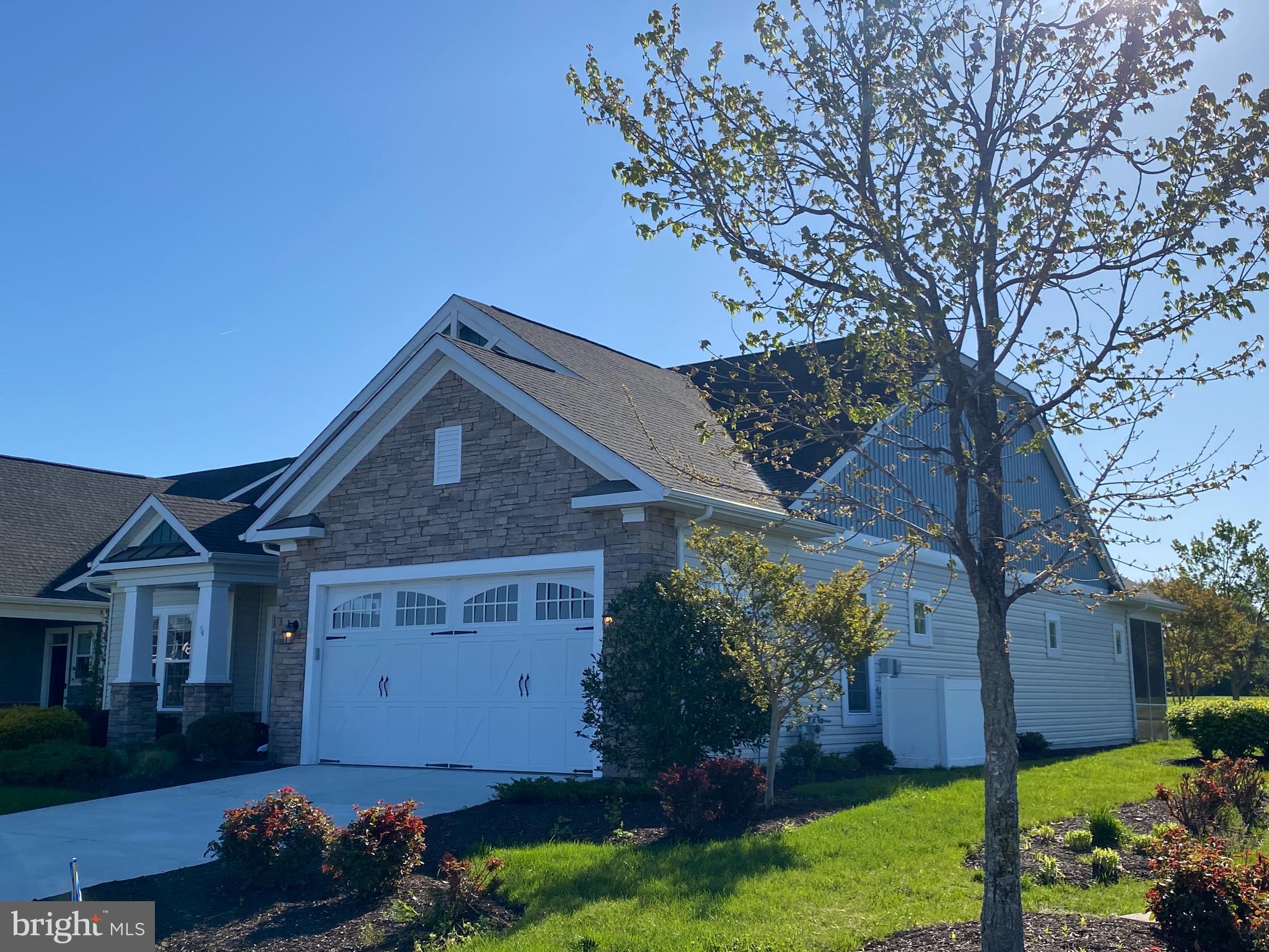 34 ROYAL VIEW DRIVE