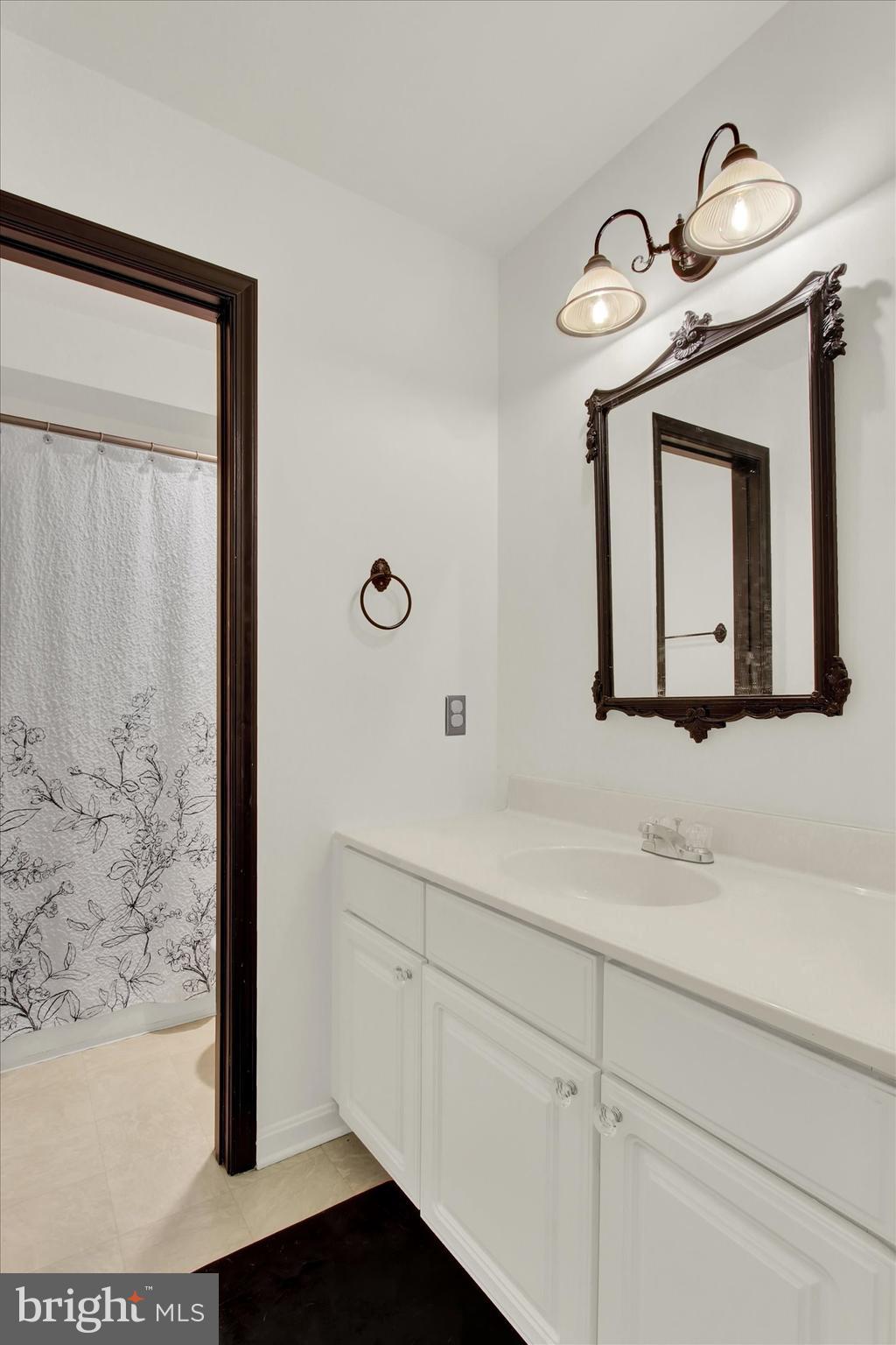 BRIDLEWOOD - Residential