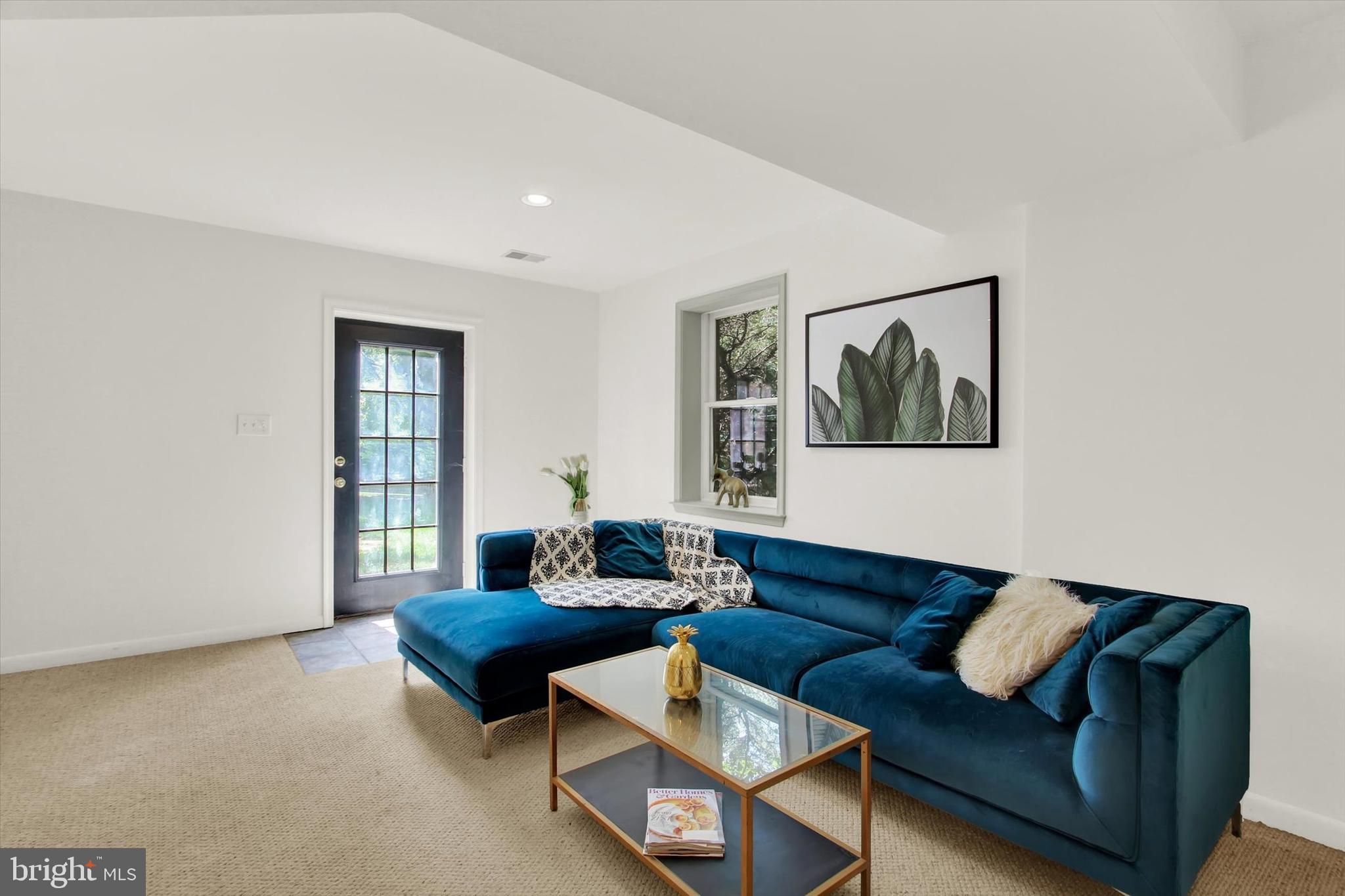 BRIDLEWOOD - Residential