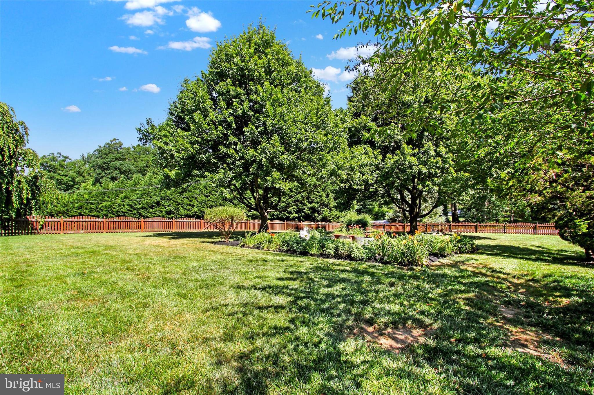 BRIDLEWOOD - Residential