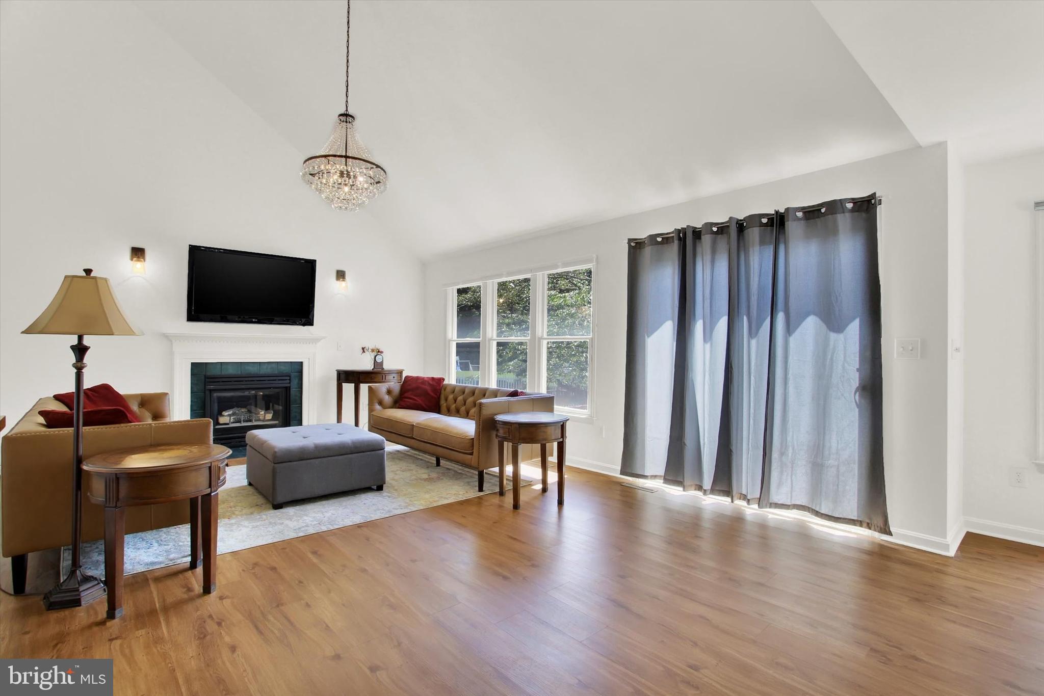 BRIDLEWOOD - Residential