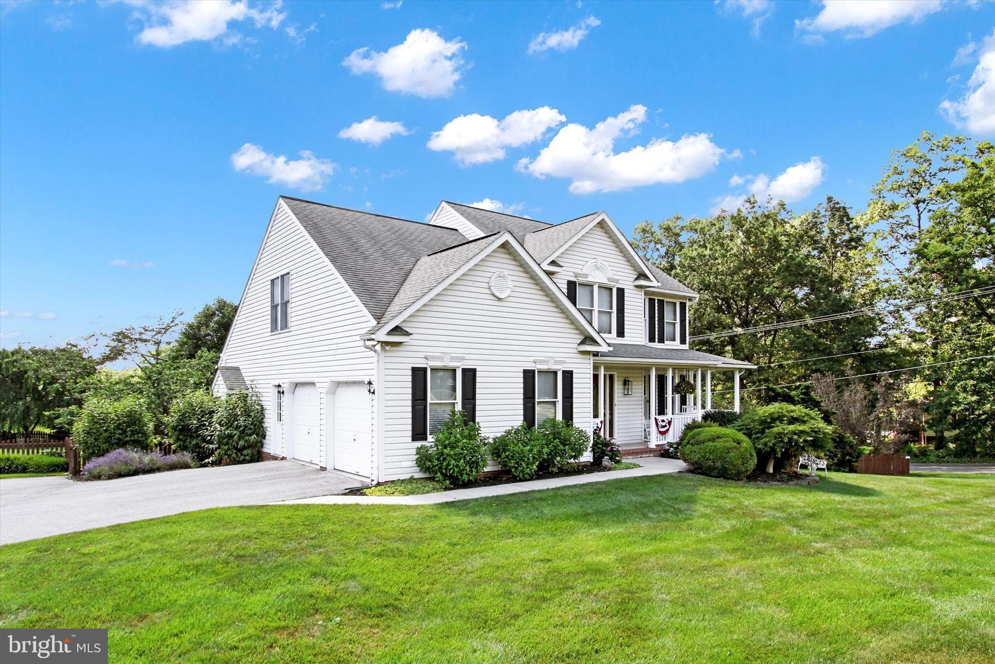 BRIDLEWOOD - Residential