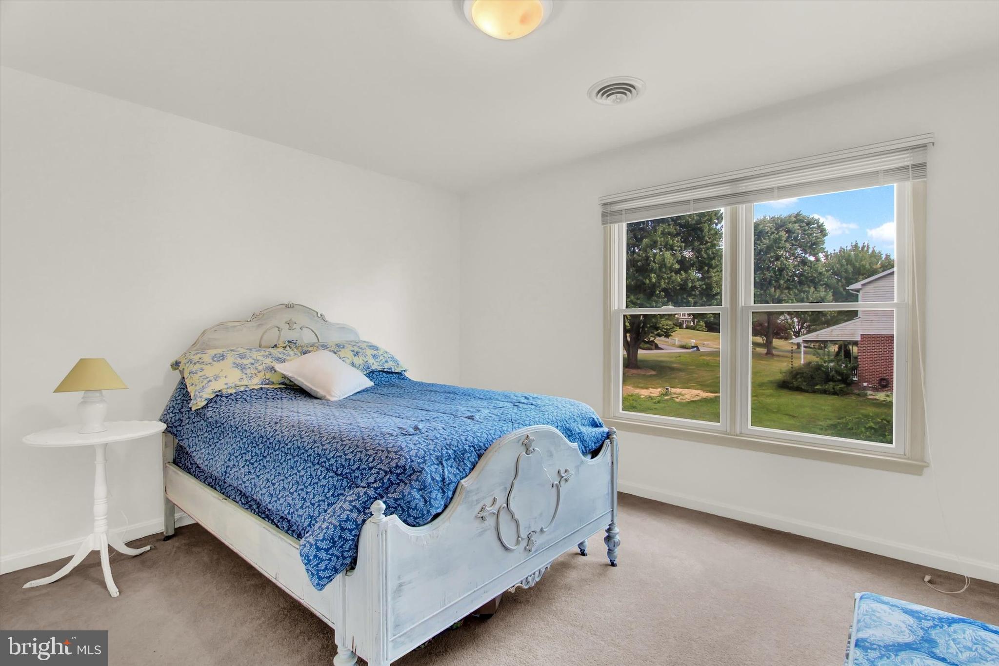 BRIDLEWOOD - Residential