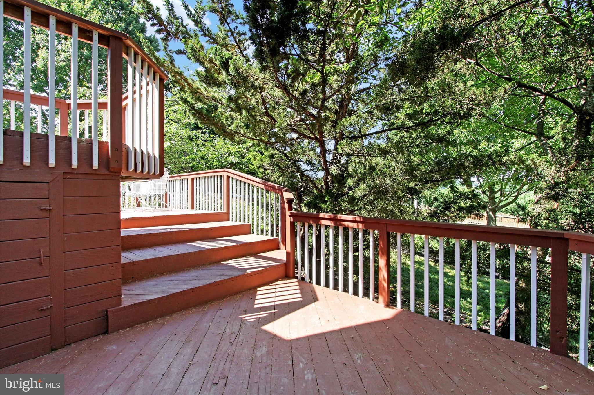 BRIDLEWOOD - Residential